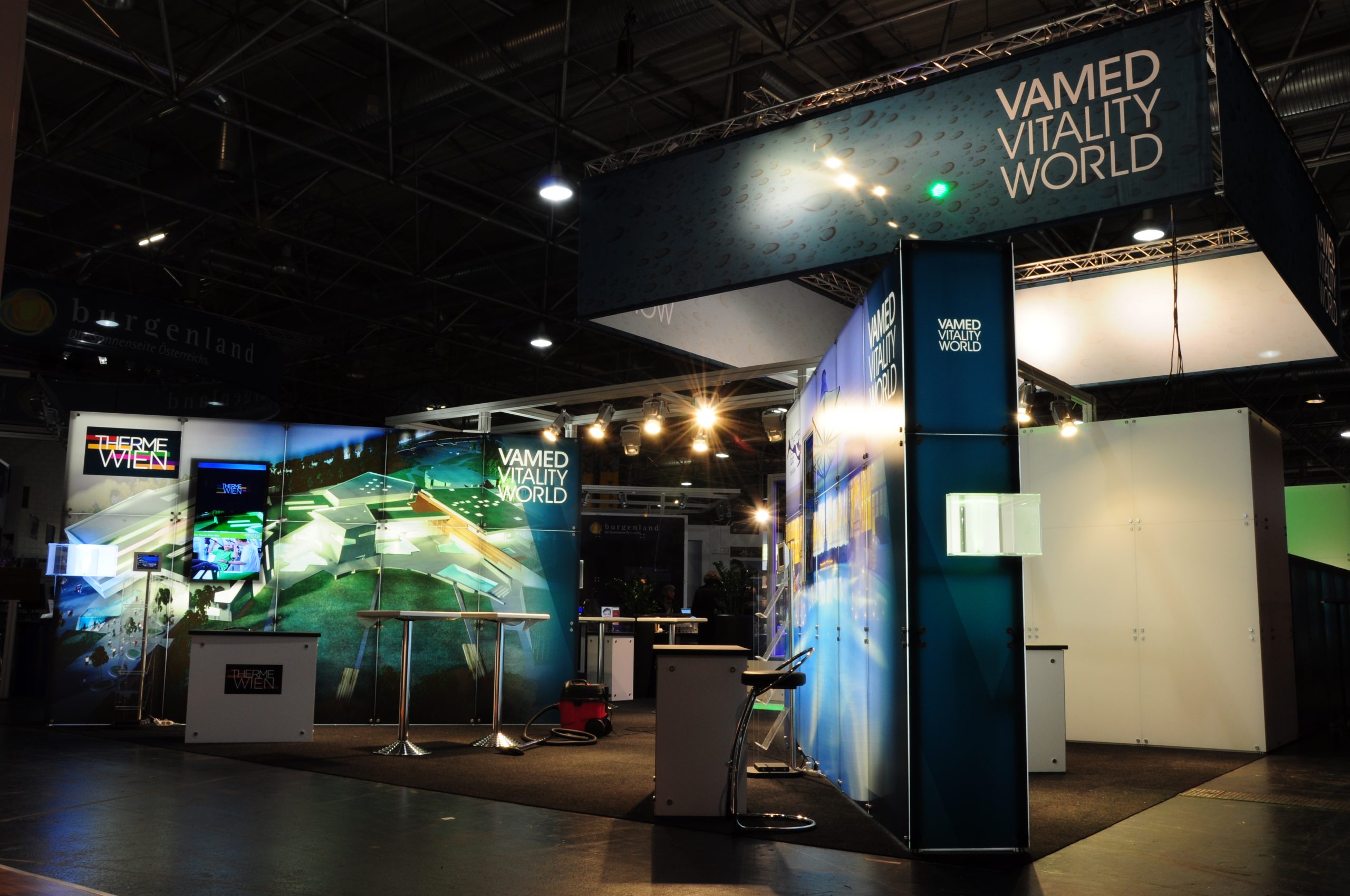 Messestand Grafik Design Druck Spannwände Montage
